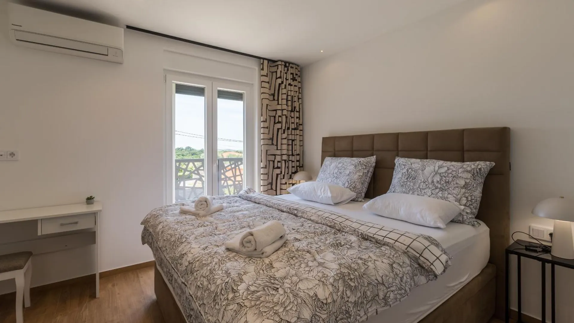 Villa Mirela Lux Šišan 0*,